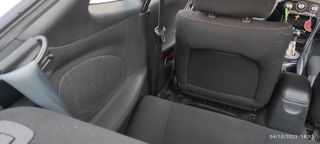 Hyundai Coupe 2002-thumb-23