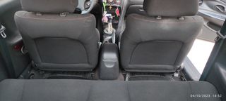 Hyundai Coupe 2002-thumb-24
