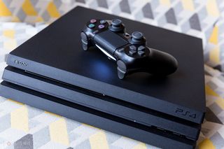 PS4 PRO 1TB + CONTROLLER ΓΙΑ ΛΙΓΕΣ ΜΕΡΕΣ