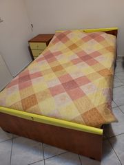 Ημίδιπλο κρεβάτι με αποθηκευτικούς χώρους,στρώμα και κομοδίνο