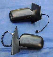 TOYOTA YARIS 1999-2005  ΚΑΘΡΕΦΤΗΣ ΔΕΞΙΟΣ- ΑΡΙΣΤΕΡΟΣ ΗΛΕΚΤΡΙΚΟΣ (5 ΚΑΛΩΔΙΑ ) (Ο ΔΕΞΙΟΣ ΕΧΕΙ ΠΟΥΛΗΘΕΙ )A2*