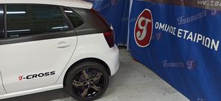 Volkswagen Polo 2011-thumb-4
