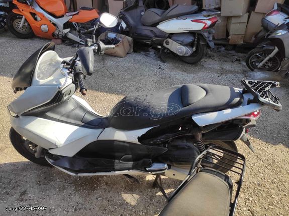 HONDA PCX 125cc ΓΙΑ ΑΝΤΑΛΛΑΚΤΙΚΑ!!