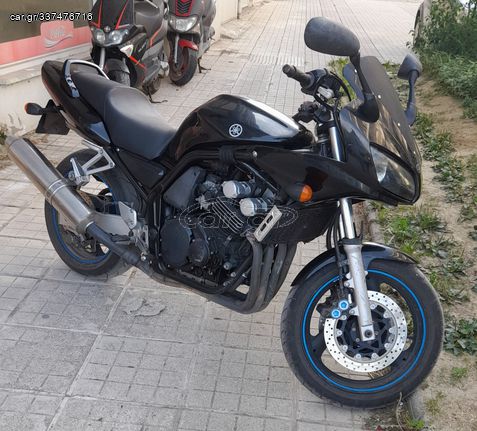 Yamaha FZS 600 Fazer '02 RJ 02