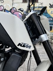 KTM 200 Duke 2017-thumb-2