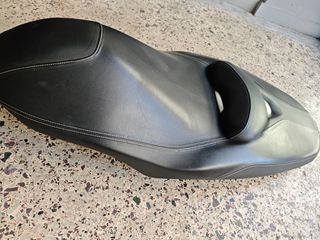 Σέλα Yamaha X-max 14-16-thumb-3