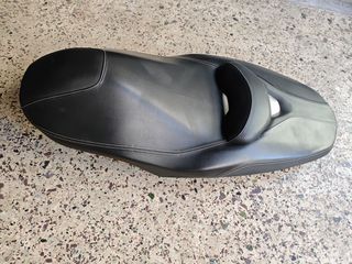Σέλα Yamaha X-max 14-16-thumb-14