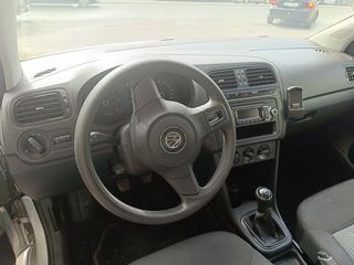 Volkswagen Polo 2014 1.4 TDI-thumb-7