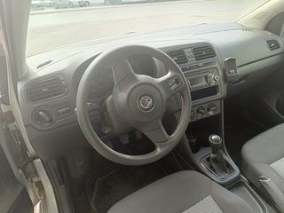 Volkswagen Polo 2014 1.4 TDI-thumb-8