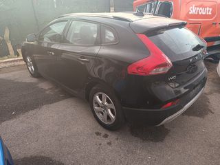 Volvo V40 Cross Country 2015 1.6D KINETIC AUTO XENON-thumb-8