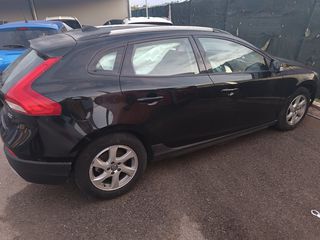 Volvo V40 Cross Country 2015 1.6D KINETIC AUTO XENON-thumb-13