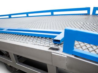 Ράμπες Graecus 2026 RAMP10T | Κινητή ράμπα φορτ/ωσης με αφαιρούμενα παραπέτα-thumb-4