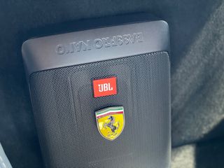 Ferrari 458 Italia 2009-thumb-23