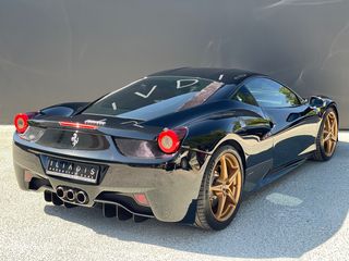 Ferrari 458 Italia 2009-thumb-12
