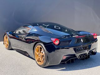 Ferrari 458 Italia 2009-thumb-11