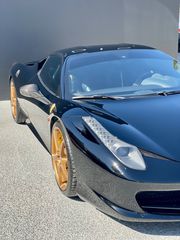Ferrari 458 Italia 2009-thumb-6