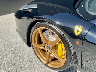 Ferrari 458 Italia 2009-thumb-24