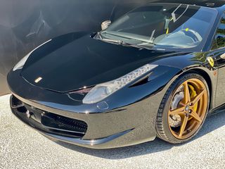Ferrari 458 Italia 2009-thumb-8