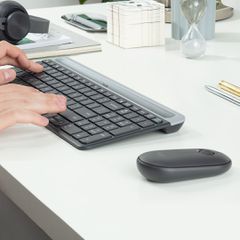Logitech Slim Wireless Combo MK470-thumb-1