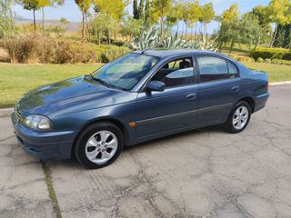 Toyota Avensis '99