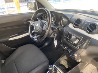 Suzuki Swift 2018-thumb-12
