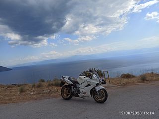 Honda VFR 800 2002 Vtec-thumb-12