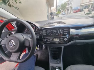 Volkswagen Up 2015  1.0 move up-thumb-8