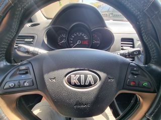 Kia Picanto 2013 1.2 FIFA WC  AUTOMATIC-thumb-11