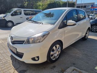 Toyota Yaris 2014  1.4 D-4D Cool-thumb-1