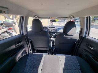Toyota Yaris 2014  1.4 D-4D Cool-thumb-7