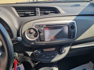 Toyota Yaris 2014  1.4 D-4D Cool-thumb-12