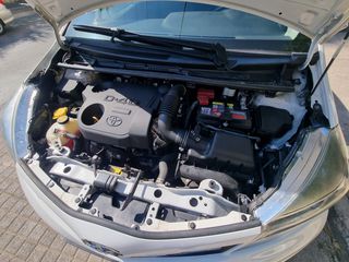 Toyota Yaris 2014  1.4 D-4D Cool-thumb-14