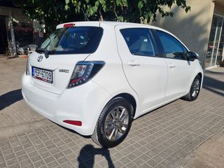 Toyota Yaris 2014  1.4 D-4D Life-thumb-5
