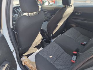 Toyota Yaris 2014  1.4 D-4D Life-thumb-7