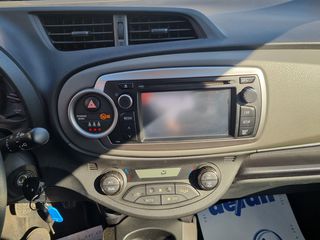Toyota Yaris 2014  1.4 D-4D Life-thumb-10