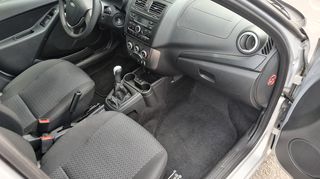 Lada Kalina 2016-thumb-10