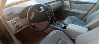 Mercedes-Benz E 200 2001 163 PS CLIMA  AYTOMATIC-thumb-3