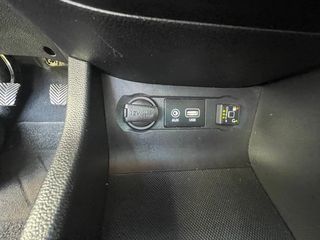 Hyundai i 20 2017 1.2 SPORT ΑΝΟΙΓΟΜΕΝΗ ΟΡΟΦΗ - ΟΘΟΝΗ-thumb-42