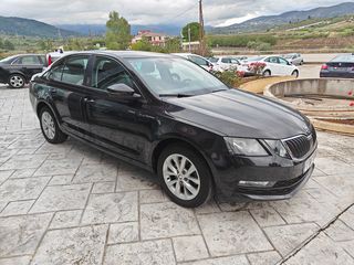 Skoda Octavia 2019 DSG AUTO AMBITION-thumb-2