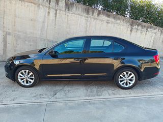 Skoda Octavia 2019 DSG AUTO AMBITION-thumb-3