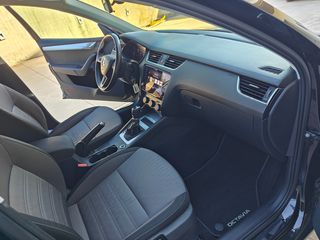 Skoda Octavia 2019 DSG AUTO AMBITION-thumb-13