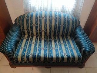 Διθέσιος καναπές 1.60*0.80 μασίφ ξύλο
