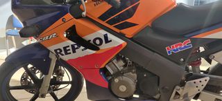 Honda CBR 125R '05 Repsol