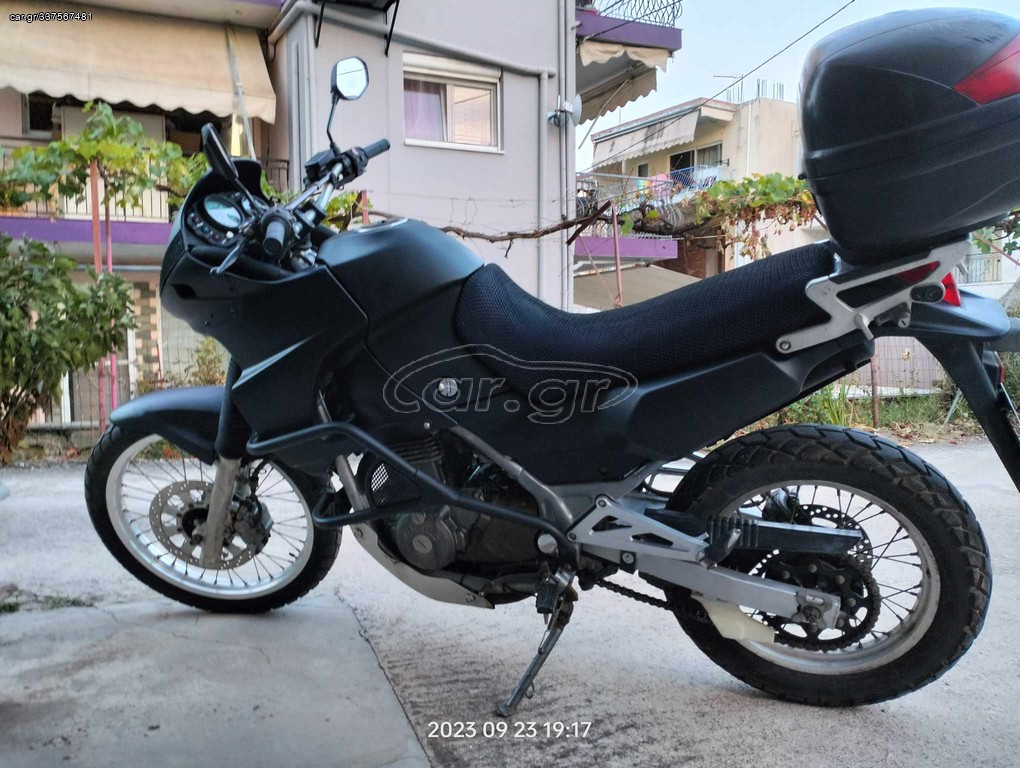 SW-MOTECH - Protezione Telaio In Rilegatura Resistente Per Kawasaki KLE 500 (1991-2005), Sviluppata Su Misura, Colore Nero - 4
