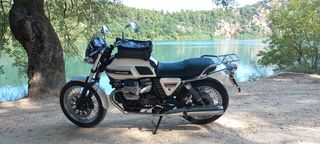 Moto Guzzi V7 Classic '11