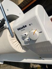 Miele B 895D με λειτουργία ατμού Σιδερωτήριο - Κύλινδρος Σιδερώματος