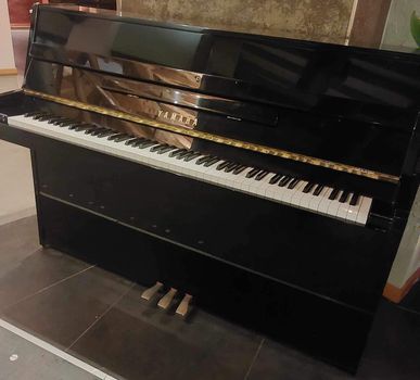 Yamaha c-108 όρθιο πιάνο 