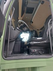Καρότσα Κουρτίνα Mercedes-Benz 2015 2545 με τιμόνι στον τεμπέλη!-thumb-11