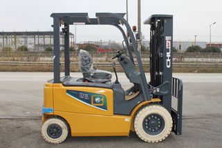 Κλαρκ 2023 CHL CPD25 A3LiH4 TFV4700 4V [2026]-thumb-5