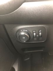 Opel Adam 2018-thumb-13